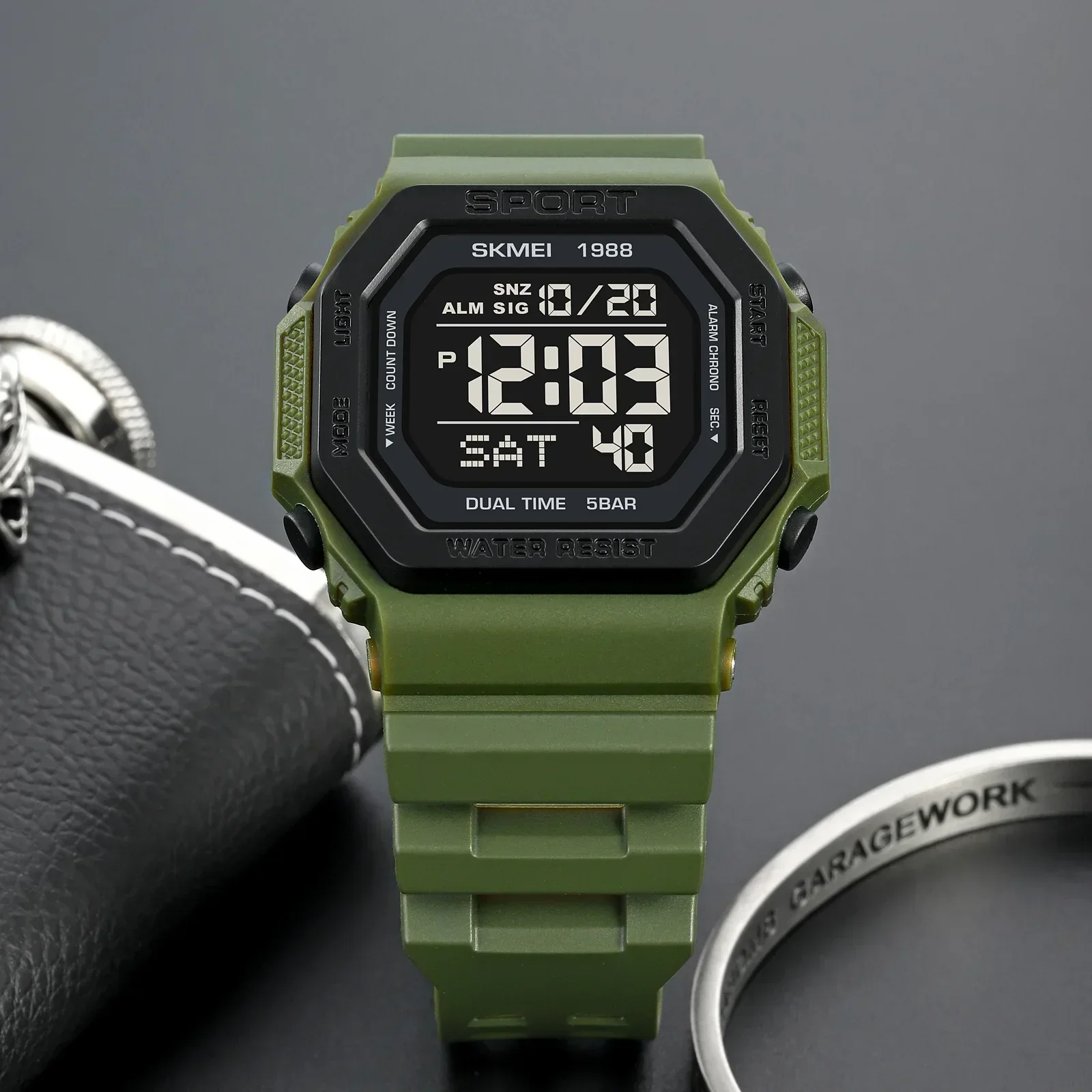 Skmei 1988 ساعة العد التنازلي  - مراجعة Tide Watch Surf وسعره